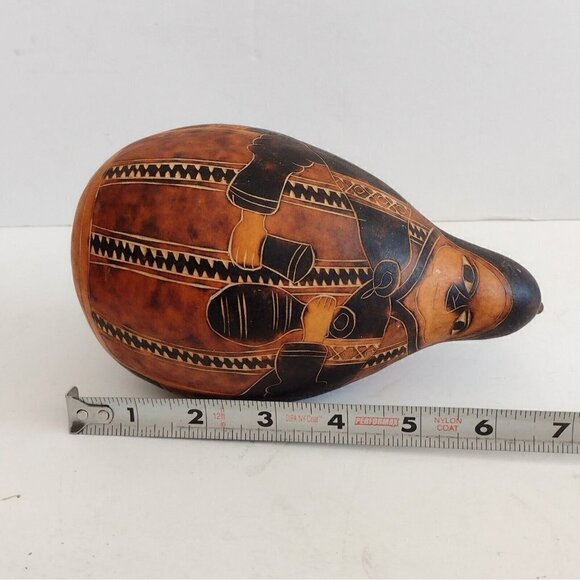 Vintage Handcarved Peruvian Gourd Man W/ Jug Cup Folk Art Musical Rattle 7" - Picture 8 of 8